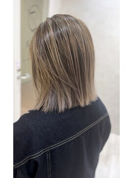 ベルダ 高槻(BELDAD) 髪質改善トリートメントブリーチなしダブルカラー