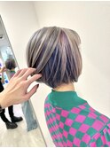 ホワイトベージュ　派手髪カラー