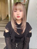 ジーナリア(Xena ria)&nbsp;《袴田》ベージュとブラウンのデザインカラー/ハイレイヤー