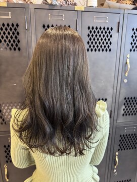 アチーブティルスマートサロン 豊川末広通店(achieve till Smart Salon) オリーブベージュ