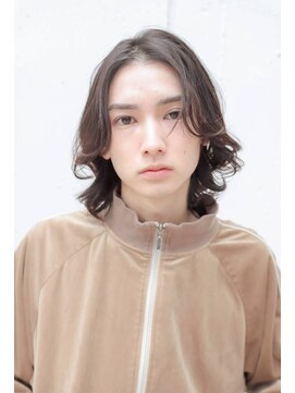 ソレイユトウキョウシブヤ(SOLEIL TOKYO shibuya) メンズミディアムヘアニュアンスカールスタイル