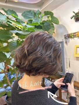 ラッフィスリール(Raffee Sourire) カラー　トリートメント　カット