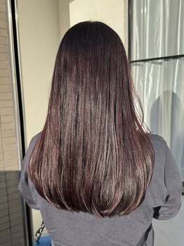 アウラ(aura)の写真/＜トレンド×プチプラ＞学割クーポンも多数ご用意！周りと差がつく前髪・顔周りカットでオシャレに可愛く◎