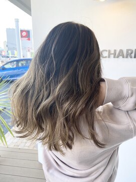 ルル カリス(lulu CHARIS) バレイヤージュ