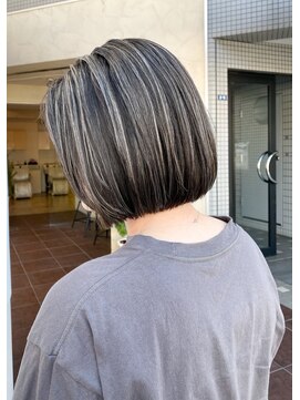 タイドヘア 茨木店(TIDE HAIR) グレーシルバーハイライト