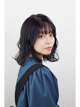 コハク(COHAQ BEAUTY AND RESORT) 透明感ブルーブラック