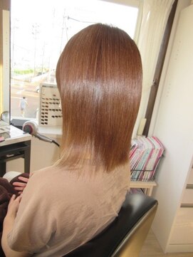 コアフィールフィス(COIFFURE fils) 《見附 今町》M3D アッシュベージュ ミディアム