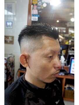 ヴェナ(VeNA) スキンフェード