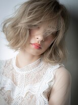 カバーヘア ブリス 上尾西口店(COVER HAIR bliss) 外国人風ホワイトブロンド小顔ふわふわボブ202u上尾10代20代30代