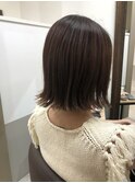 ハイライトたっぷりのパッツンボブ