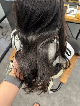 ナンバー アリア 三軒茶屋(N° aria) 《三軒茶屋 Aria》ブリーチなしでできるダークアッシュブラウン