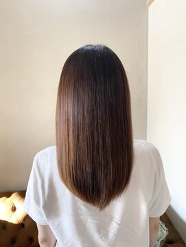 ポンパデュール(Pompadour) 髪質改善カラー