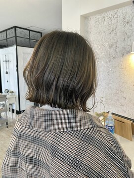 カッツ 駅家店(CUT S) オリーブベージュ