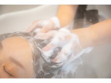 エンネアンドパー(Enne&paa)の雰囲気（おすすめのウルトラファイインバブルの泡スパで頭皮もスッキリ！）