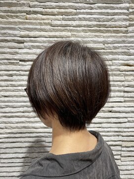 ビス リアン 川口店(Vis lien) 20代30代40代前下がりストレート小顔補正立体カット