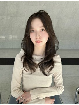 ユーフォリア 渋谷グランデ(Euphoria SHIBUYA GRANDE) レイヤーカット　ニュアンスカラー　ワンカール