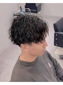 センターパートツイストスパイラルパーマ