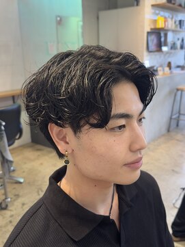 ザデイ カットアンドカルチャーショップ(THE DAY CUT&CULTURE SHOP) シャドウパーマ