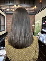 アンティーク 美術館前(antique)&nbsp;ミディアムレイヤー