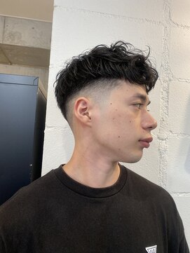 グッドプレイスアンドシング(Good Place&thing) メンズカットフェードスキンフェード海外ヘア