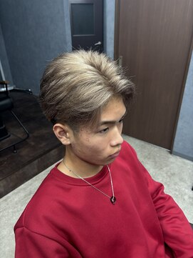 クレオ 福大通り店(CREO) ホワイトベージュ×ショートスタイル