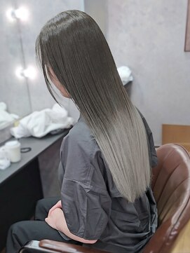 シャス(SHAS.) 【ロングヘア】グラデーションカラー