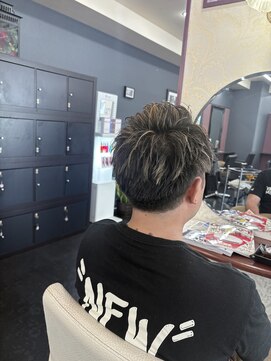 アイズ 海老名(AIZU) メンズハイライト　ショートスタイル　メッシュ　メンズカット