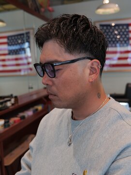 ローサムカットワークス(LOSOME CUT WORKS) フェードカット