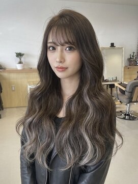 チオ(Chio) シールエクステで叶える!ダメージレスなインナーカラー