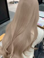 リアン 本厚木(LIAN)&nbsp;透明感寒色カラー　ブリーチダブルカラーミルクティーベージュ