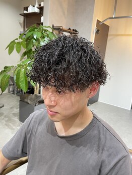 サロン ド ノット(salon de knot)の写真/夜24時営業でお仕事帰りや予定の前後にも通いやすい!忙しいメンズ、レディースの味方となる隠れ家サロン◎