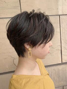 アフィナー(Afinar) 【横浜/Afinar】黒髪でも大人可愛く♪ハンサムショート KAZUMA