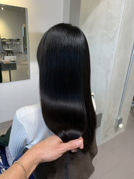 フラックス(FLUX) 枝毛ゼロのツヤツヤロング