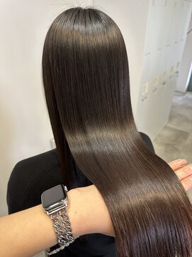 イオエ 岡本(ioe) 髪質改善/チェリーブラウン/モード/ダークアッシュ/イメチェン