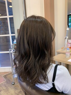 ベルプロッドバイアルター 千葉(bel. prod by aL-ter) 【bel.高野】グレージュカラー/シルキーベージュ/斜めバング