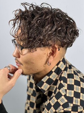 ヒロギンザ 大阪本店(HIRO GINZA) スパイラルパーマ×フェード 梅田 茶屋町 大阪