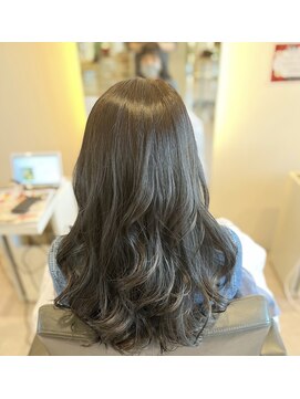 ウィスタリアフィールドプランシュ(WISTARIA FIELD-PLANCHES) 大人ロングスタイル