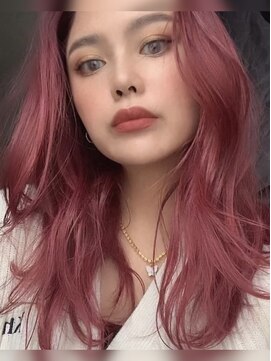 ヘアー アレス(hair ales) ピンクカラー　赤髪　ブリーチカラー　外国人風　ヘアカラー