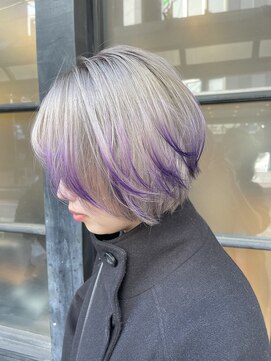 フィル 横浜(fil) ショートボブ_デザインカラーホワイト×パープル