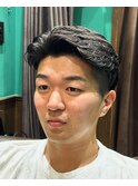 メンズ20代　七三分け　ニュアンスパーマ　東京　丸の内　大手町