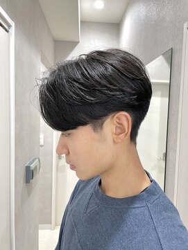 メレ 仙台(Mele) 仙台センターパートニュアンスパーマメンズカットダークアッシュ