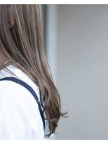 髪と生活 美容室&nbsp;ブリーチ有りのWカラー