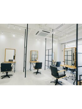 知多半田駅スグのアットホームサロン♪リラックスできる居心地の良い空間と丁寧なカウンセリングが大好評◎