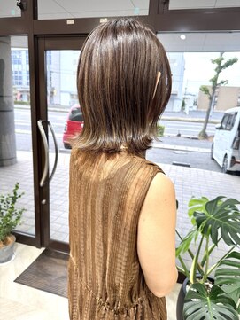 ラフ(laugh) 切りっぱなしボブ / 大人ハイライト