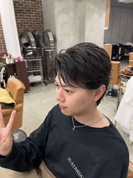 山野愛子美容室 銀座店 耳掛けアップバング/マッシュ/毛流れマッシュ