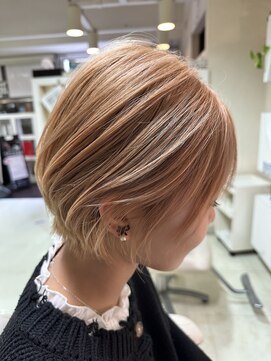 ギヴ 玉造店(Give) ハイトーンカラー×素敵なショートヘア