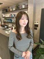 ヘイリー(HAILEY)&nbsp;オリーブベージュ×ロングヘア