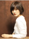大人のシンプルコンパクトボブ