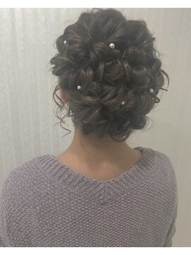 ヘアセットアリエス(aries) ルーズアップ