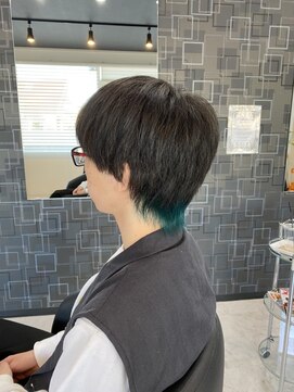 シャイン(Shine) ウルフカット / インナーグリーン / メンズ